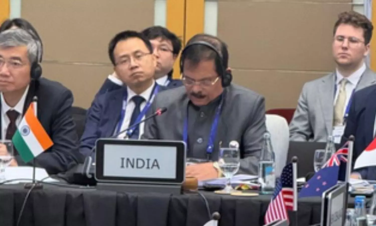20th East Asia Summit Energy Ministers’ Meeting in Manila, India’s Minister of State for Power 20th East Asia Summit Energy Ministers’ Meeting in Manila, India’s Minister of State for Power