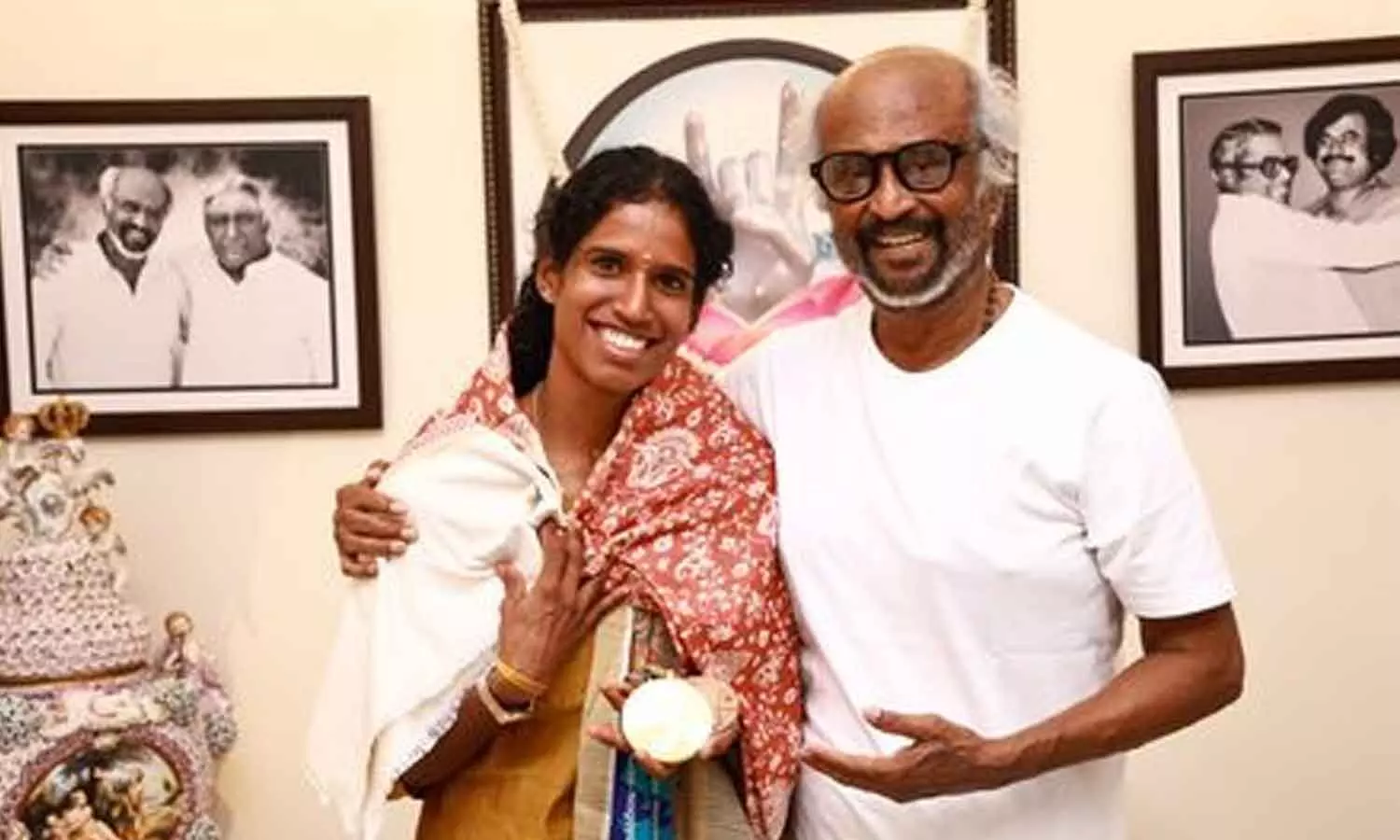 Rajinikanth meets star athlete Vithya Ramraj in person Rajinikanth meets star athlete Vithya Ramraj in person