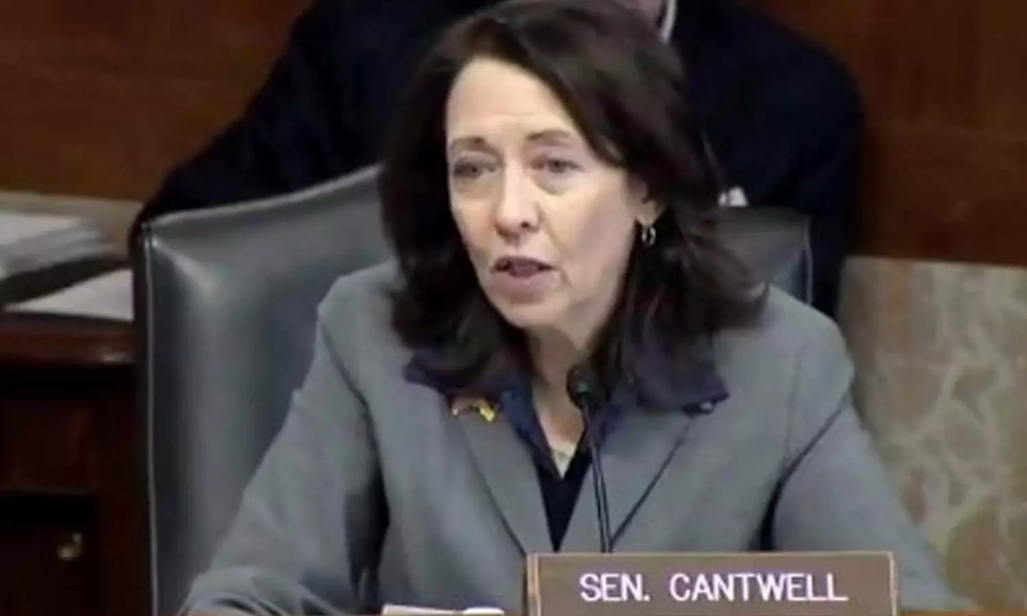 US senator proposes AI crisis hotline with China US senator proposes AI crisis hotline with China