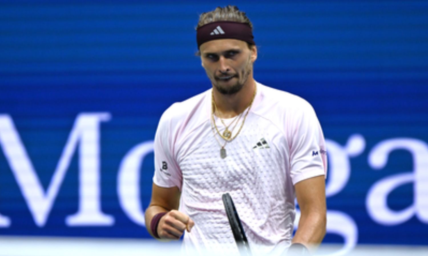 Shanghai Masters: Zverev Advances as Cobolli and Rublev Fall