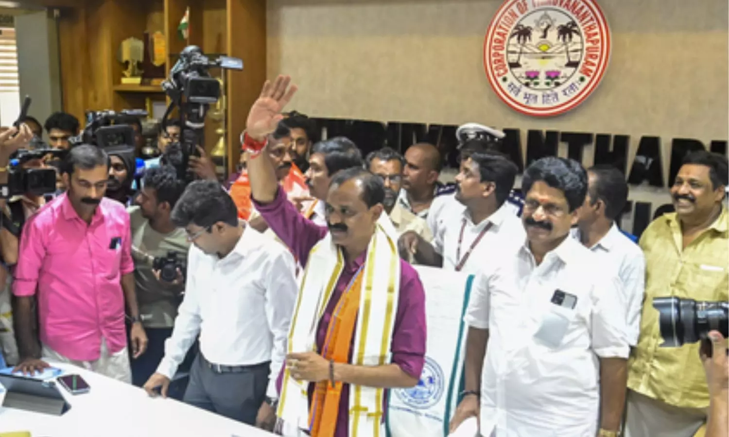 BJP Mayor V.V. Rajesh accusing CPI(M) councillor S.P. Deepak BJP Mayor V.V. Rajesh accusing CPI(M) councillor S.P. Deepak