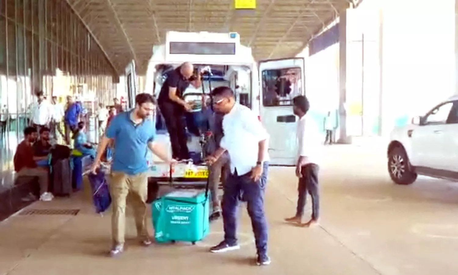The donated organs reached Rajamahendravaram Airport from KIMS Bollineni Hospital through the green corridor on Friday The donated organs reached Rajamahendravaram Airport from KIMS Bollineni Hospital through the green corridor on Friday