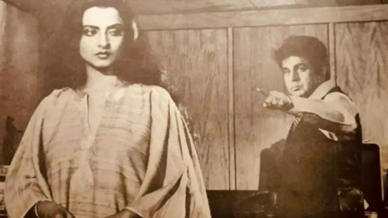 Veteran actress Saira Banu wished Rekha on her birthday by revisiting some fond memories from their days at the Filmistan. Veteran actress Saira Banu wished Rekha on her birthday by revisiting some fond memories from their days at the Filmistan.