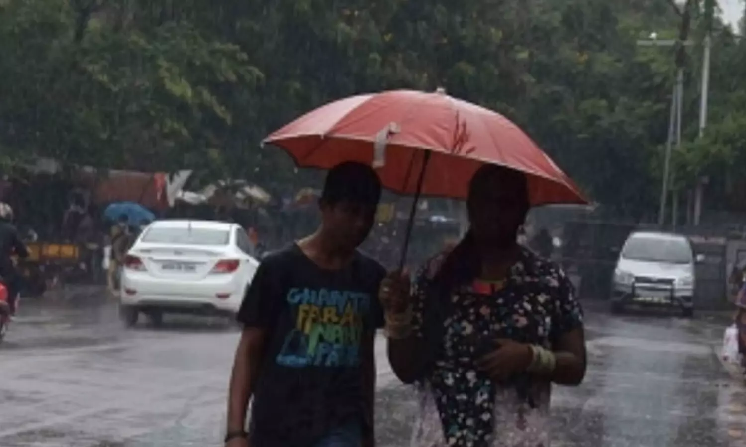 Rains likely in AP, Telangana due to expected cyclonic circulation Rains likely in AP, Telangana due to expected cyclonic circulation