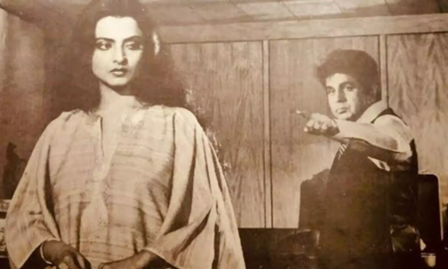 Veteran actress Saira Banu wished Rekha on her birthday by revisiting some fond memories from their days at the Filmistan. Veteran actress Saira Banu wished Rekha on her birthday by revisiting some fond memories from their days at the Filmistan.