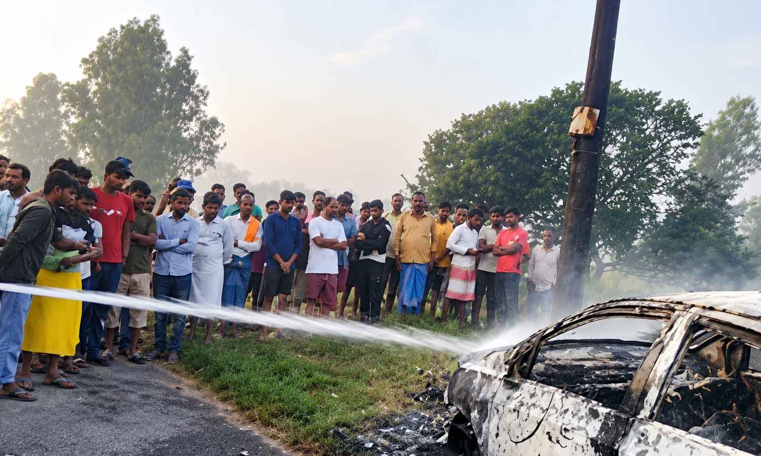 Driver Dies After Moving Car Catches Fire in Barabanki