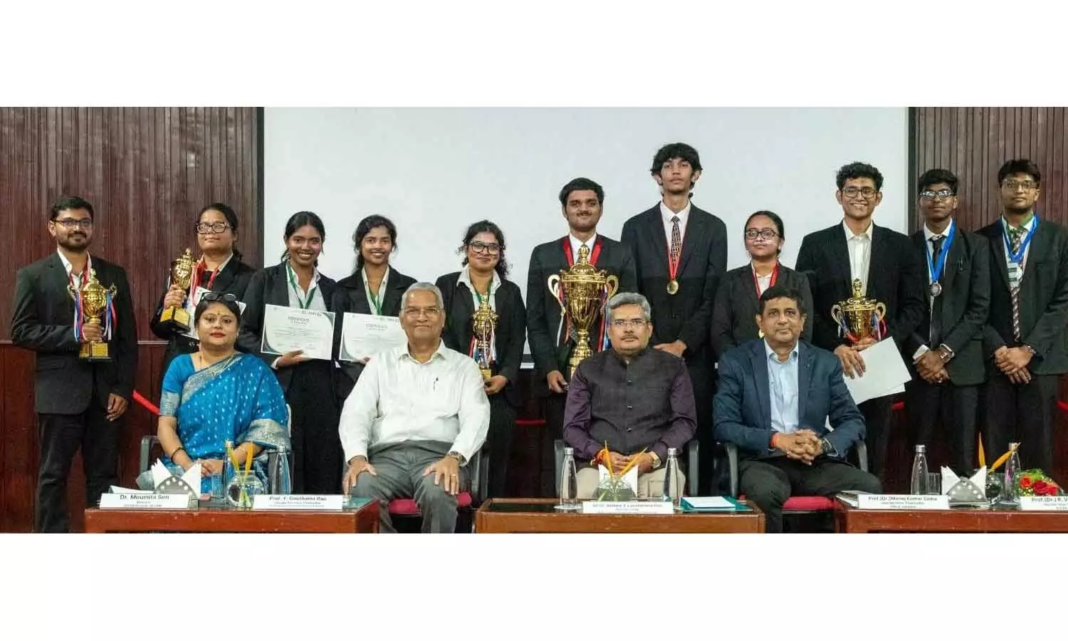 Winner and runner up teams along with the special invitees at Dr MVVS Murthi National Moot Court competition in Visakhapatnam on Saturday Winner and runner up teams along with the special invitees at Dr MVVS Murthi National Moot Court competition in Visakhapatnam on Saturday