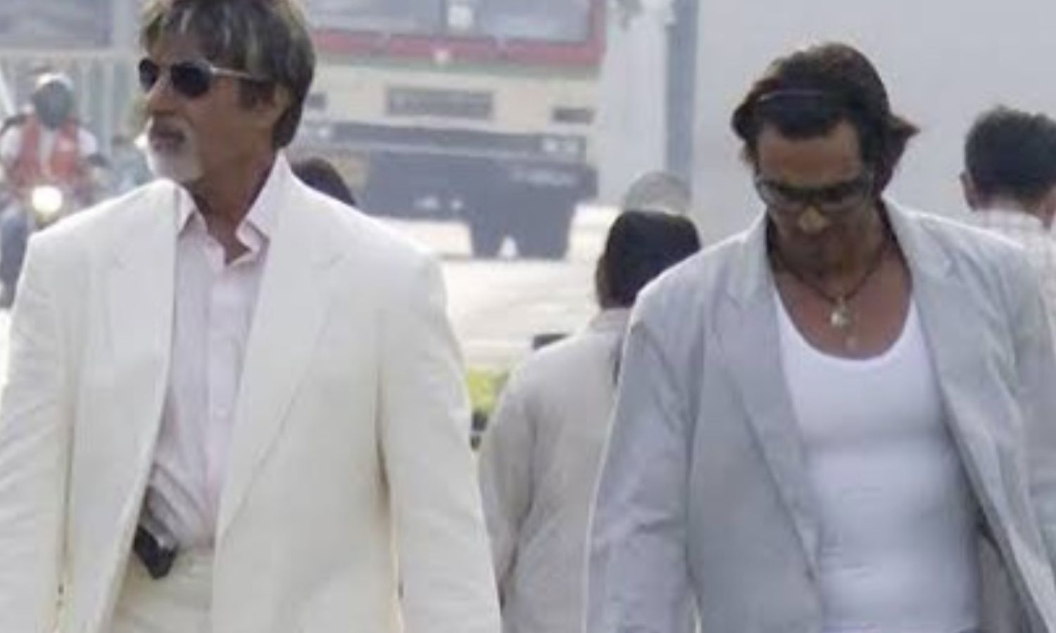 Arjun Rampal Thanks Amitabh Bachchan For Years Of Memories