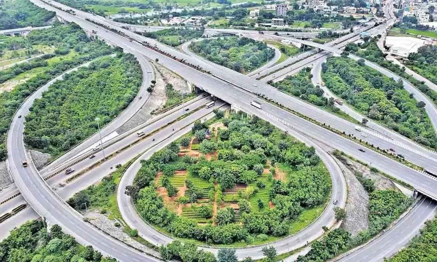 Officials Move to Cut Hyderabad ORR Speed Limit to 100 kmph