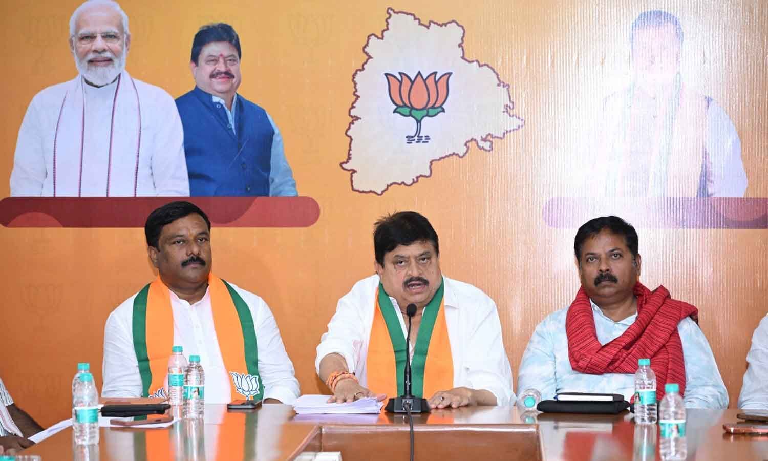 Telangana BJP Leaders Hail Modi’s 25 Years in Public Service