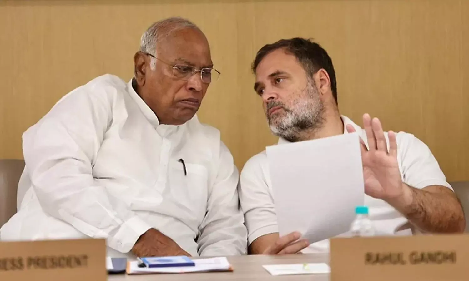 Mallikarjun Kharge and Rahul Gandhi Mallikarjun Kharge and Rahul Gandhi