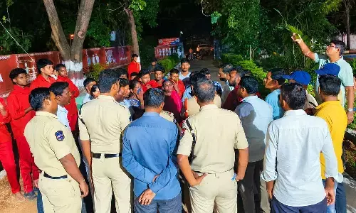Man Jumps from LMD Police Station Building