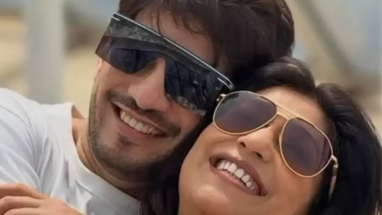 Popular television actor Arjun Bijlani wished his better half Popular television actor Arjun Bijlani wished his better half