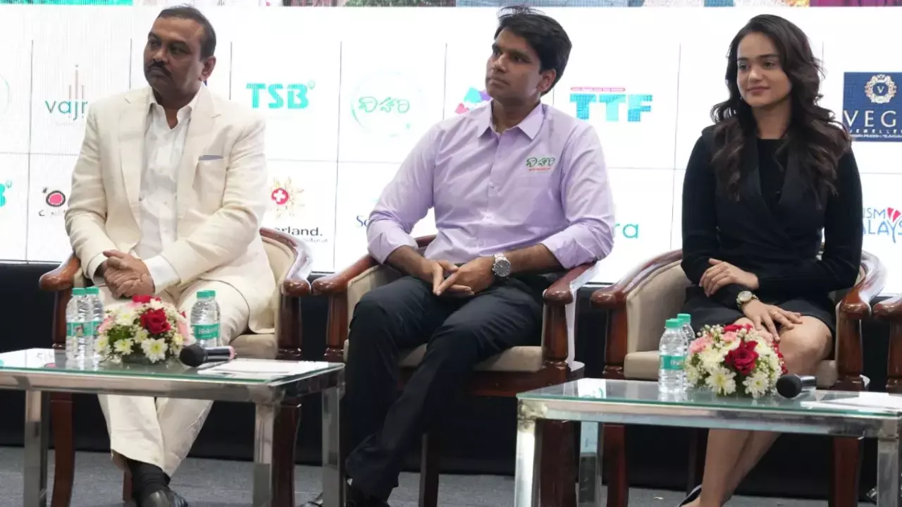 Marking 18 remarkable years of entertaining audiences as a premier travel show, Vihari The Traveller Marking 18 remarkable years of entertaining audiences as a premier travel show, Vihari The Traveller