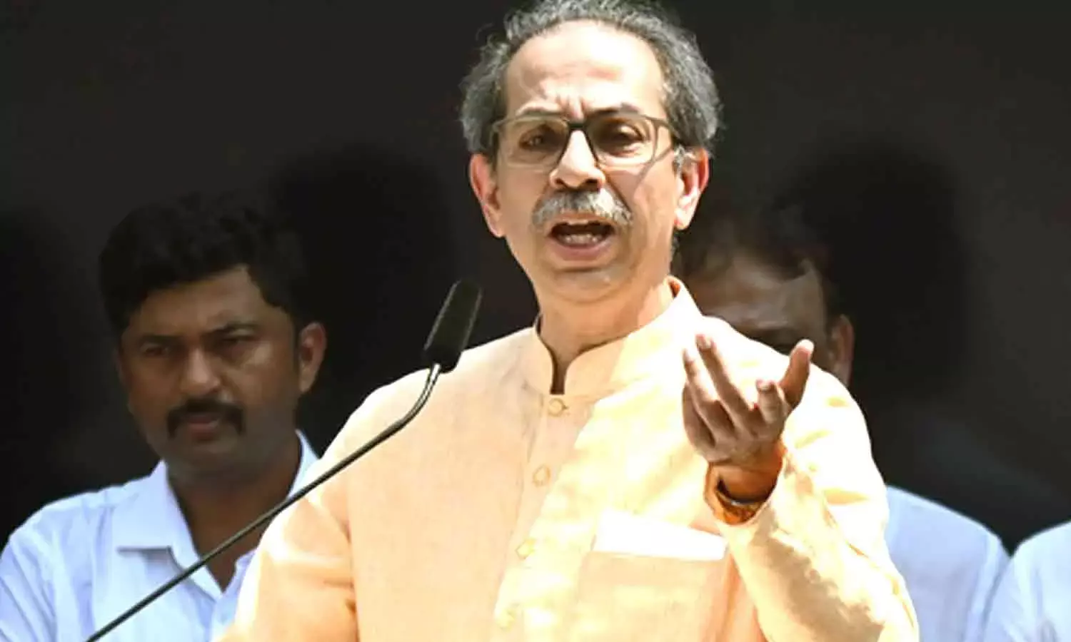 Shiv Sena(UBT) condemns crackdown on anti-govt protests in Saamana Shiv Sena(UBT) condemns crackdown on anti-govt protests in Saamana