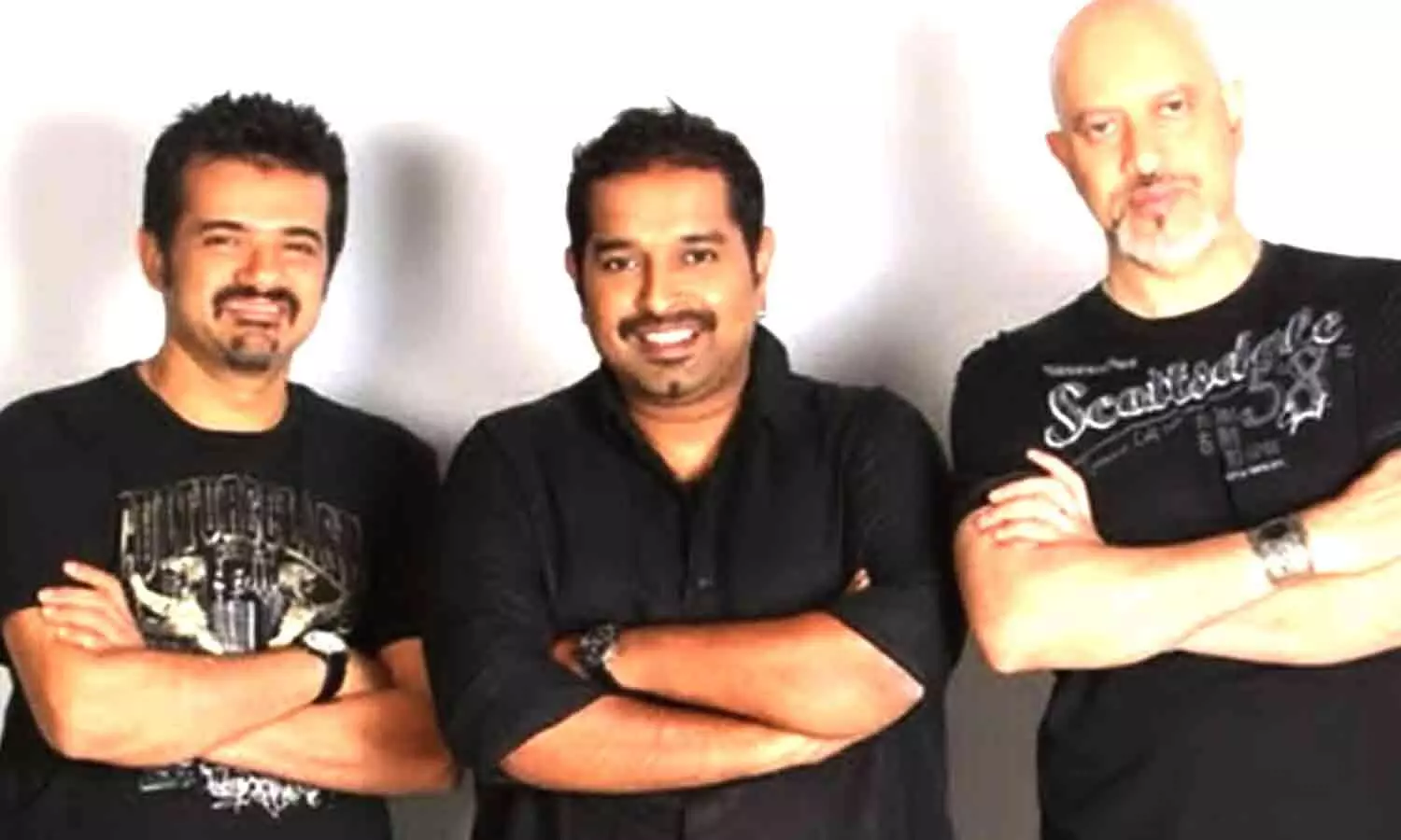 Shankar Mahadevan celebrates brotherhood with Ehsaan Noorani on his birthday Shankar Mahadevan celebrates brotherhood with Ehsaan Noorani on his birthday