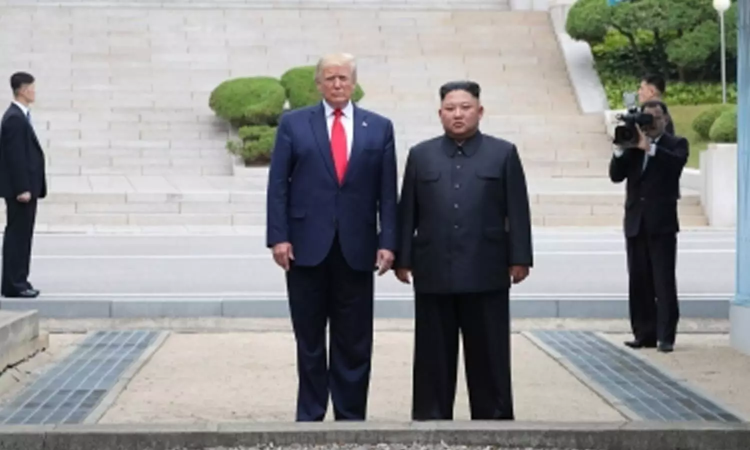 Trump says he may meet Kim Jong-un on Asia trip Trump says he may meet Kim Jong-un on Asia trip