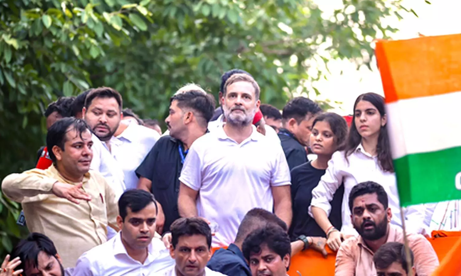 Delhi Police file 4 FIRs over INDIA bloc march to SC; detain Ashutosh Ranka, Saurav Das from Jantar Mantar Delhi Police file 4 FIRs over INDIA bloc march to SC; detain Ashutosh Ranka, Saurav Das from Jantar Mantar