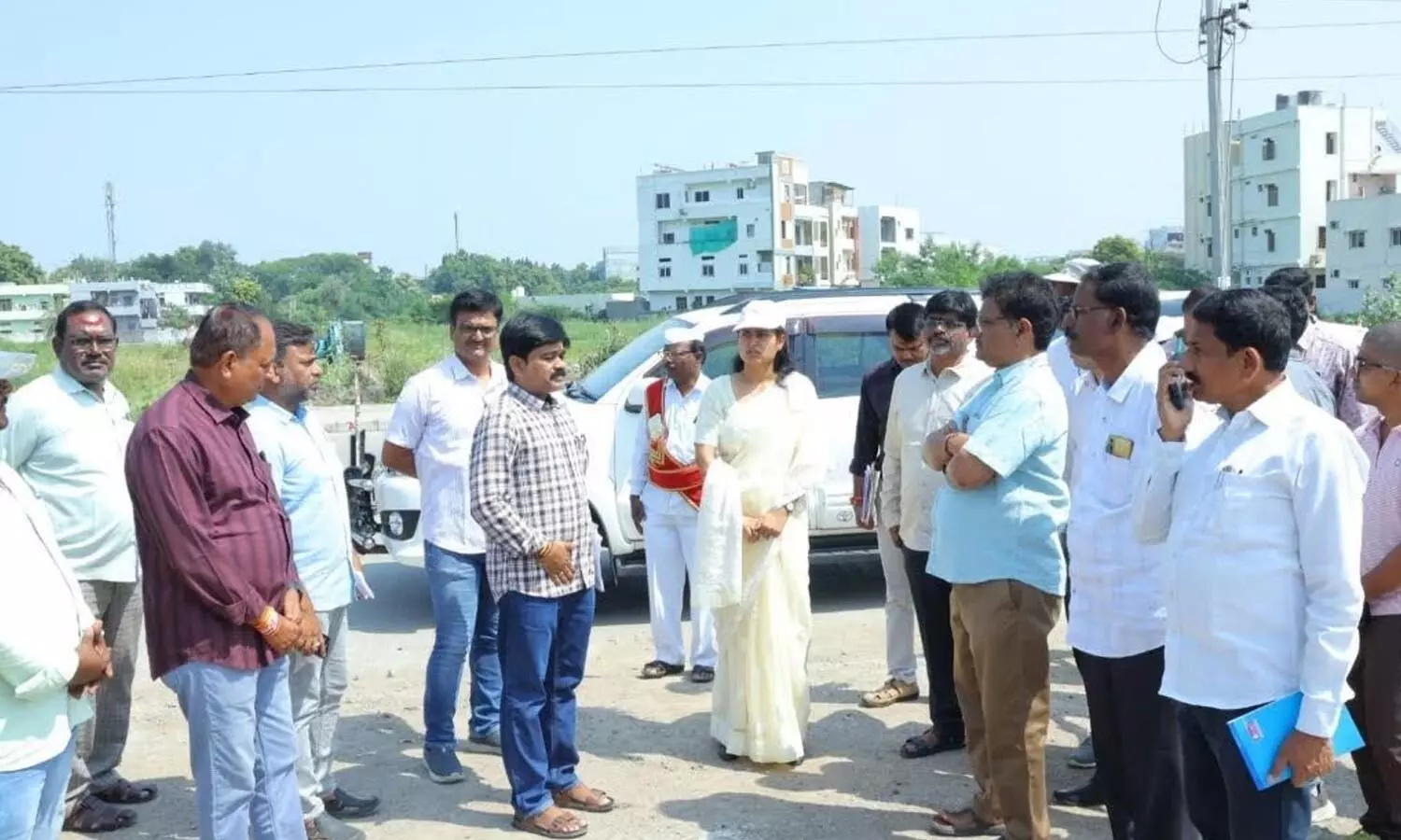 Collector directs officials to expedite Bhadrakali Lake outfall regulator works Collector directs officials to expedite Bhadrakali Lake outfall regulator works