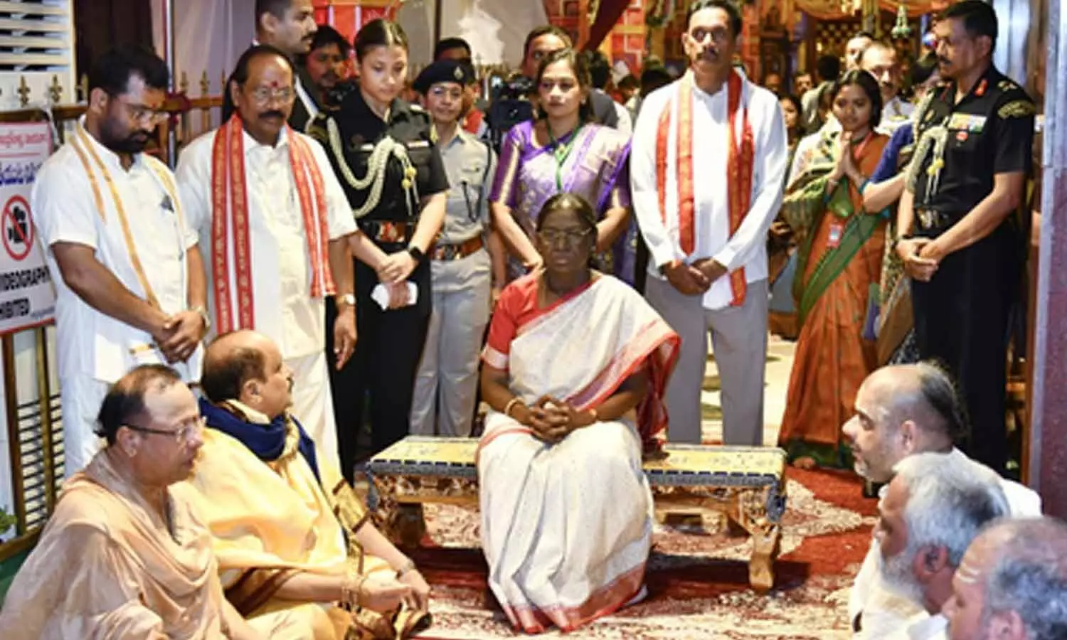 President Murmu offers prayers at Vijayawadas Kanaka Durga Temple President Murmu offers prayers at Vijayawadas Kanaka Durga Temple
