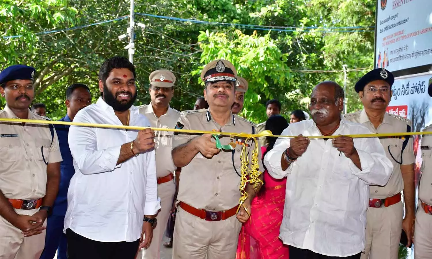 Caption: City Police Commissioner Shankhabrata Bagchi and VMRDA chairperson MV Pranav Gopal, among others, at the inauguration of the new police outpost at Kailasagiri in Visakhapatnam on Wednesday Caption: City Police Commissioner Shankhabrata Bagchi and VMRDA chairperson MV Pranav Gopal, among others, at the inauguration of the new police outpost at Kailasagiri in Visakhapatnam on Wednesday