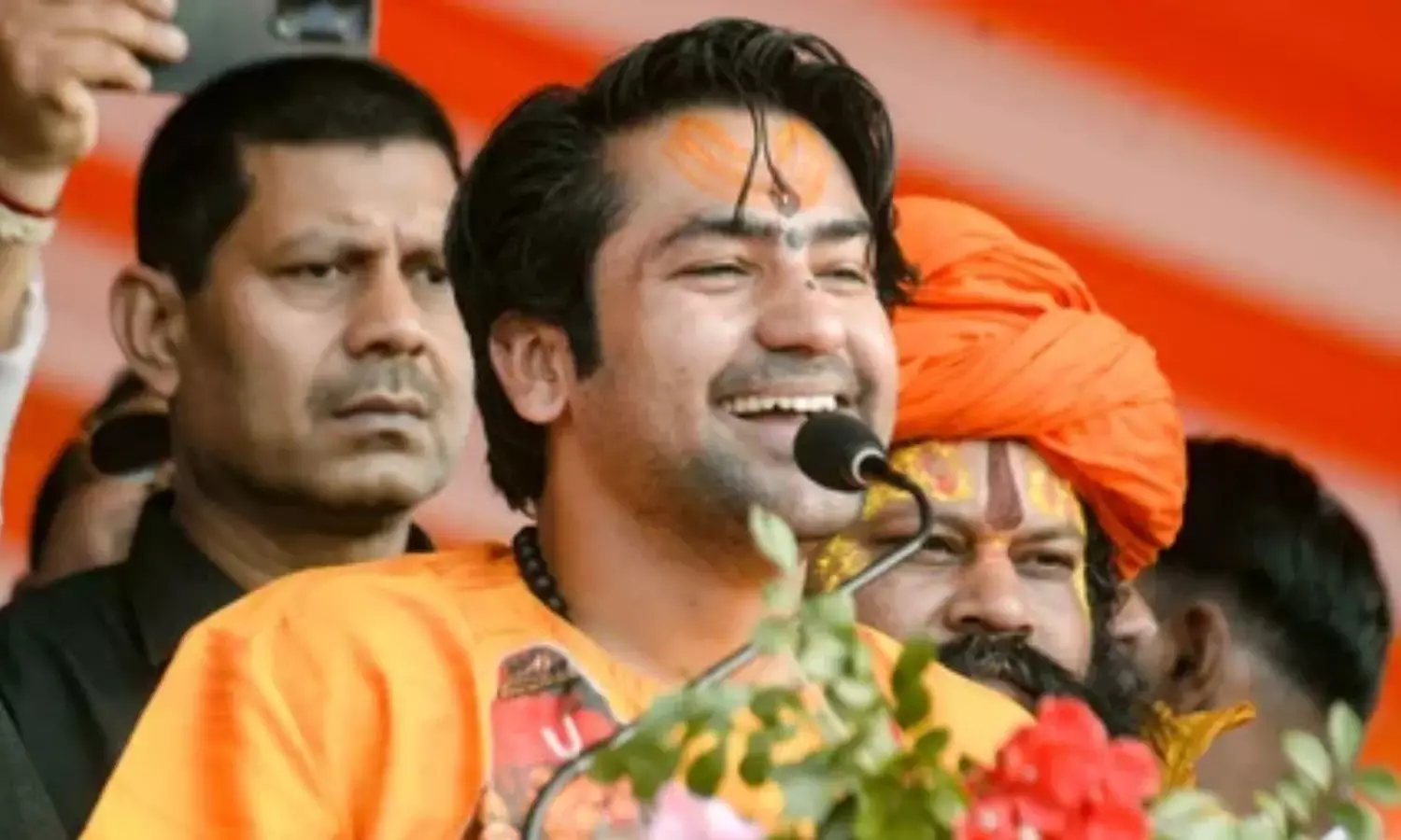 Youth movement against addiction gains momentum during Bageshwar Dham Rath Yatra in MPs Chhatarpur Youth movement against addiction gains momentum during Bageshwar Dham Rath Yatra in MPs Chhatarpur