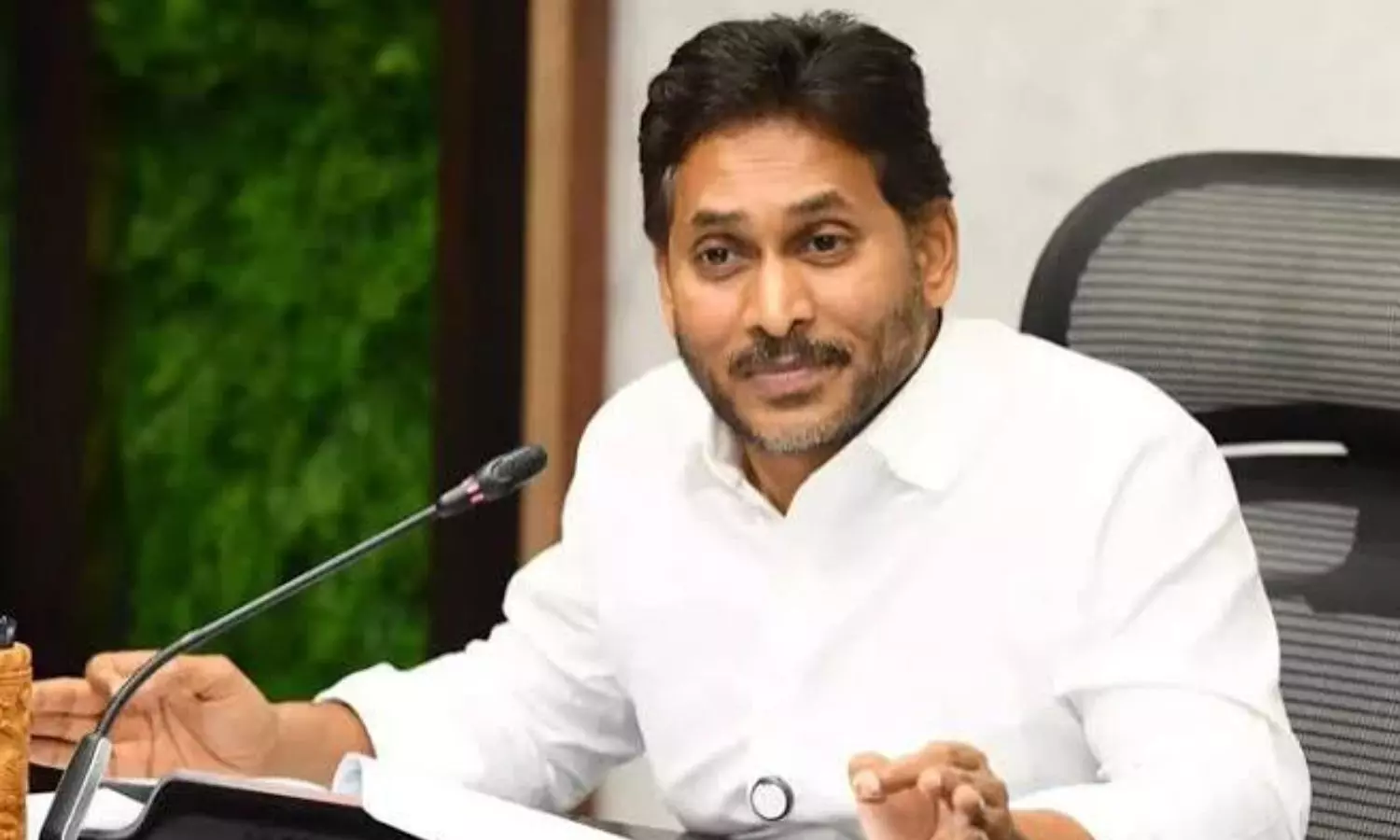 YSRCP chief YS Jagan Mohan Reddy YSRCP chief YS Jagan Mohan Reddy