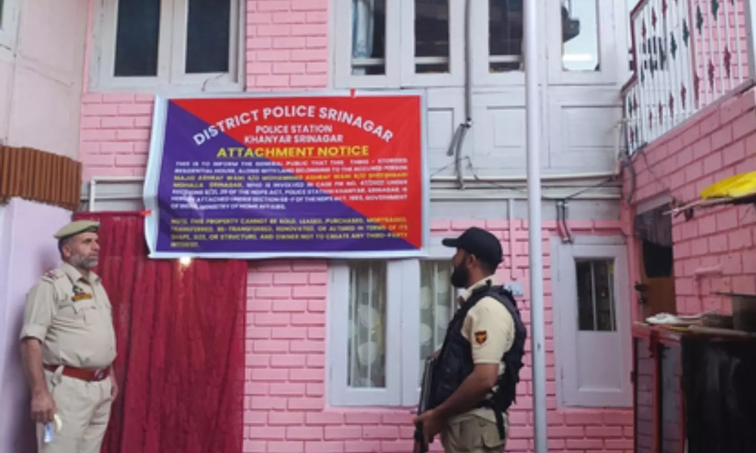 In a major anti-drug crackdown, police in J&K’s Srinagar In a major anti-drug crackdown, police in J&K’s Srinagar