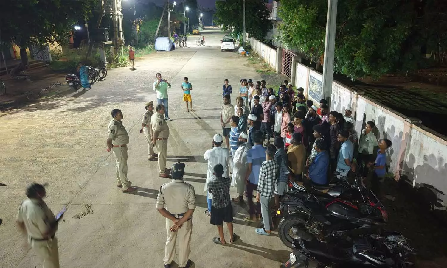 Police conducting cordon and search operation in Nellore on Thursday Police conducting cordon and search operation in Nellore on Thursday