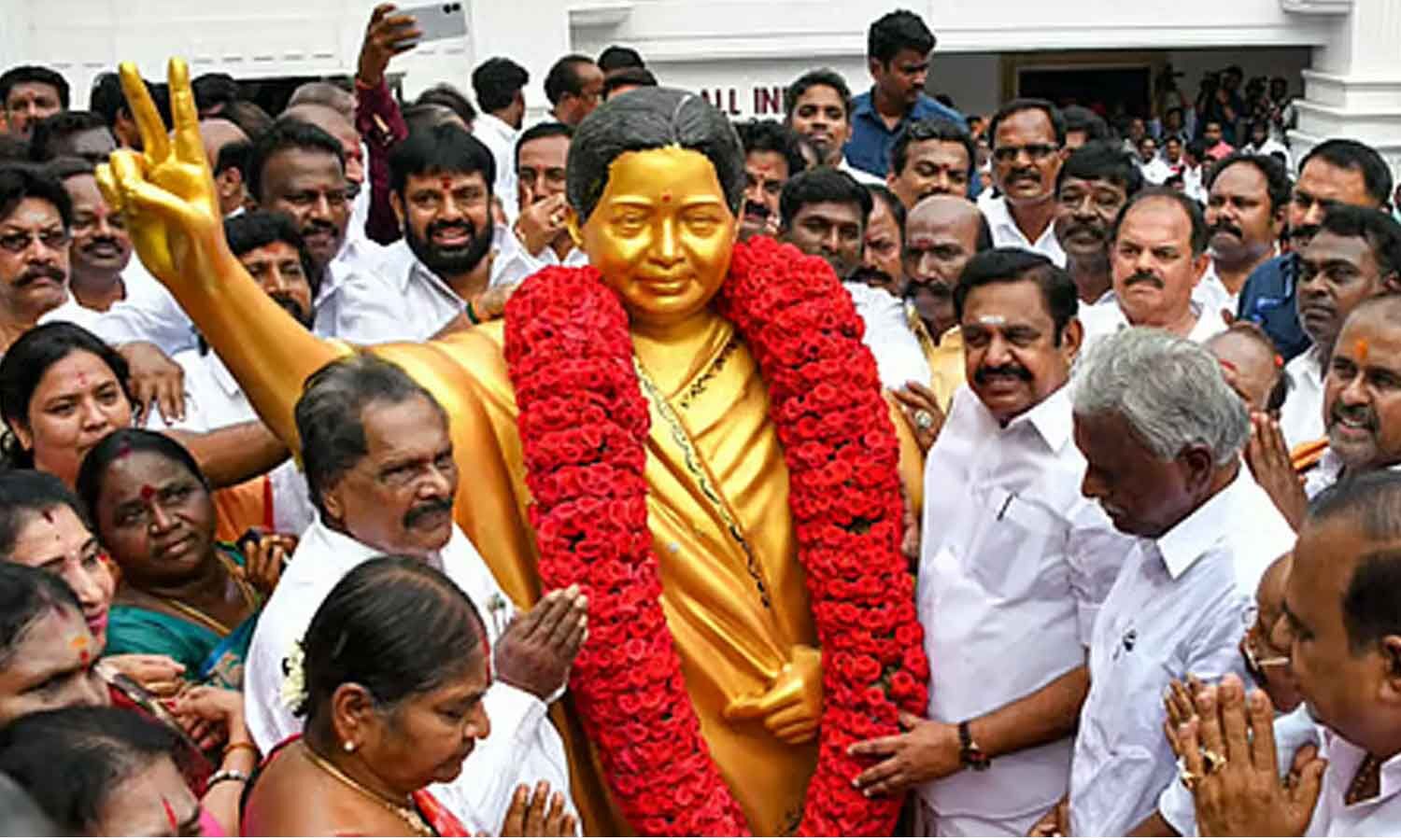 AIADMK steps into 55th year of political service