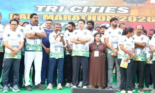 Minister Sridhar Babu flags off Tri-Cities Half Marathon in Warangal Minister Sridhar Babu flags off Tri-Cities Half Marathon in Warangal