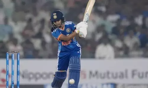 ndia were reeling at 19/4 while chasing a target of 115 at the Shaheed Veer Narayan Singh
