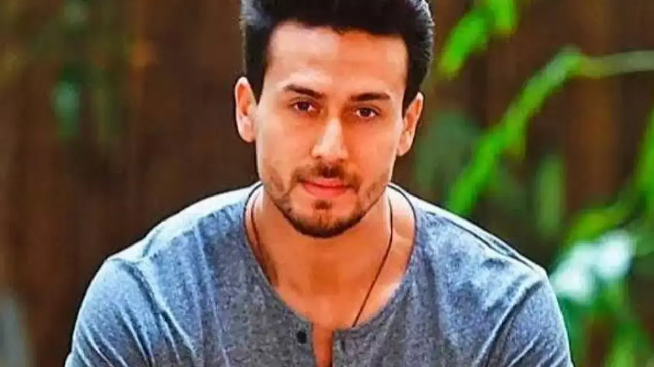 Tiger Shroff Biography: From Jackie Shroff’s Son To Bollywood’s Action Star Tiger Shroff Biography: From Jackie Shroff’s Son To Bollywood’s Action Star