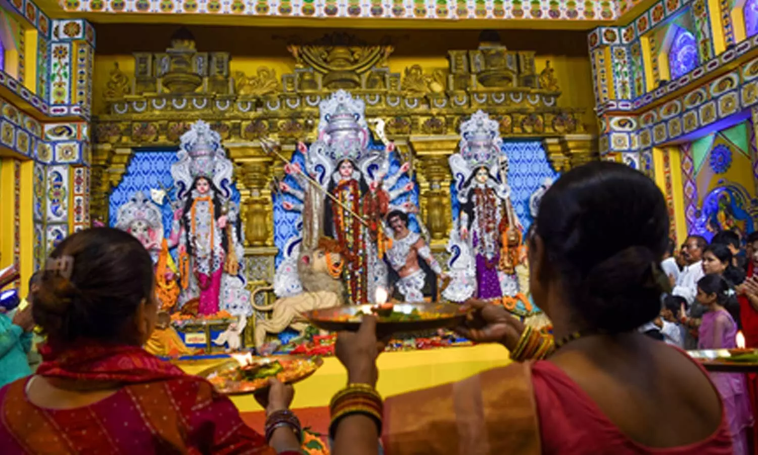 Navratri Day-9: Devotees throng temples across nation, seek blessings of Goddess Durga Navratri Day-9: Devotees throng temples across nation, seek blessings of Goddess Durga