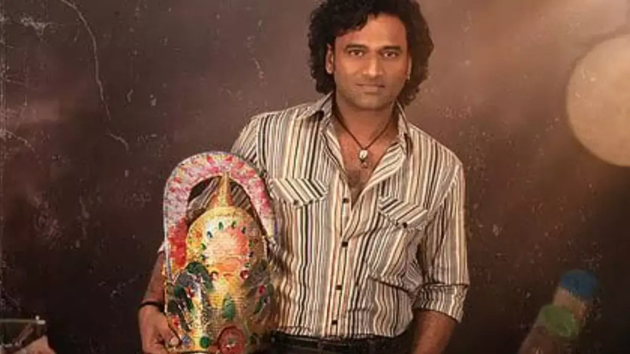 It is well known that Tollywood’s rockstar Devi Sri Prasad is making his debut as a lead actor with Yellamma movie. It is well known that Tollywood’s rockstar Devi Sri Prasad is making his debut as a lead actor with Yellamma movie.
