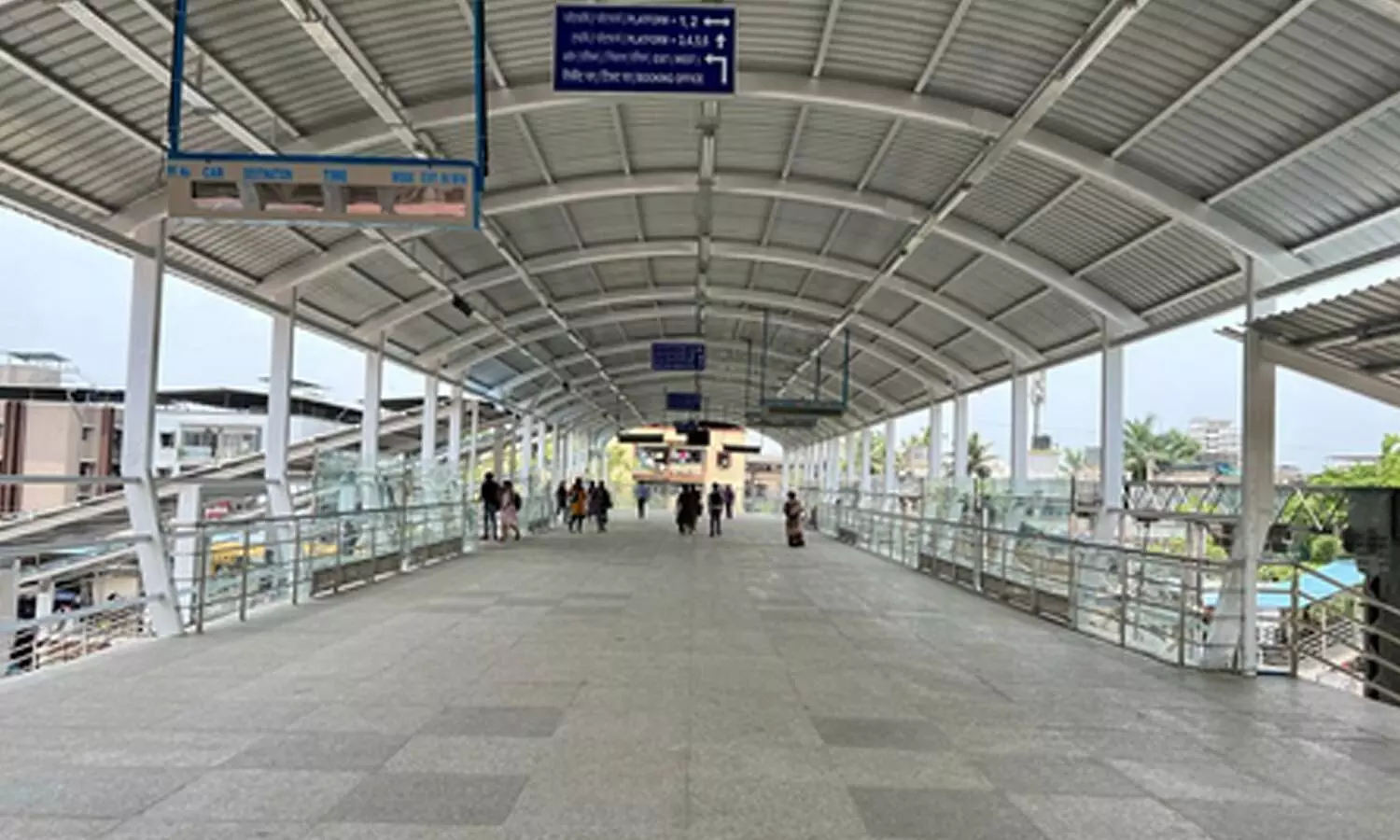 Bomb threat to Bhayandar railway station and police station triggers alert; 72-year-old woman questioned Bomb threat to Bhayandar railway station and police station triggers alert; 72-year-old woman questioned