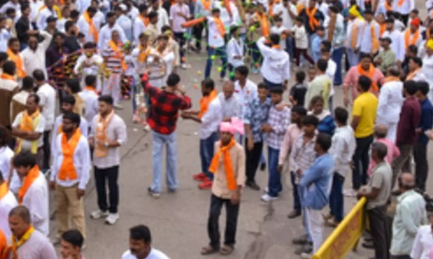 MP: Clash during Dussehra procession in Jabalpur leaves youth stabbed, cop injured; two held MP: Clash during Dussehra procession in Jabalpur leaves youth stabbed, cop injured; two held