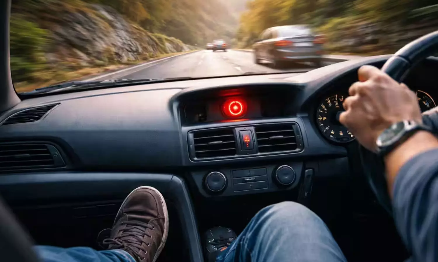Govt mulls emergency braking systems for new cars Govt mulls emergency braking systems for new cars
