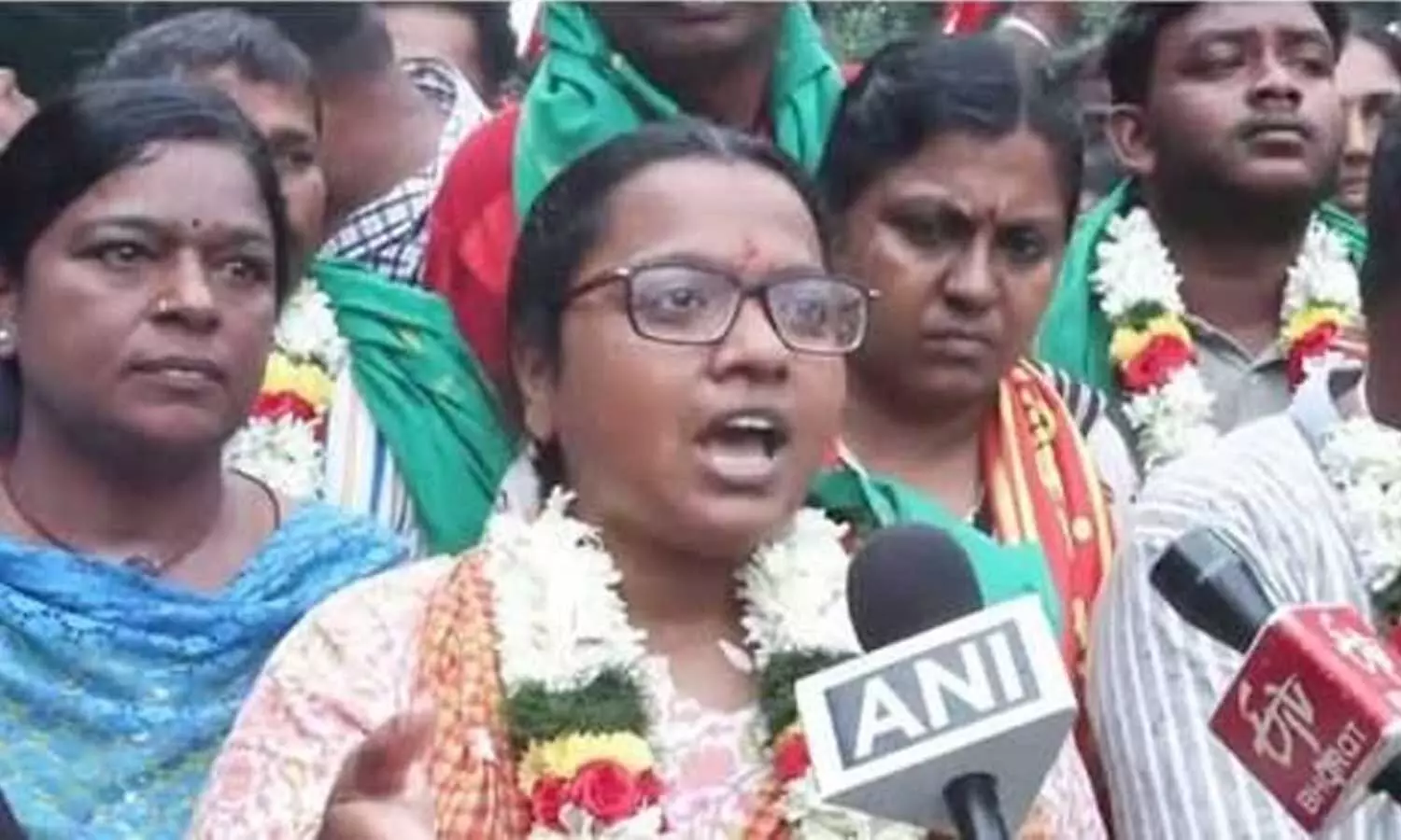 NTK functionary Karthika released from prison NTK functionary Karthika released from prison