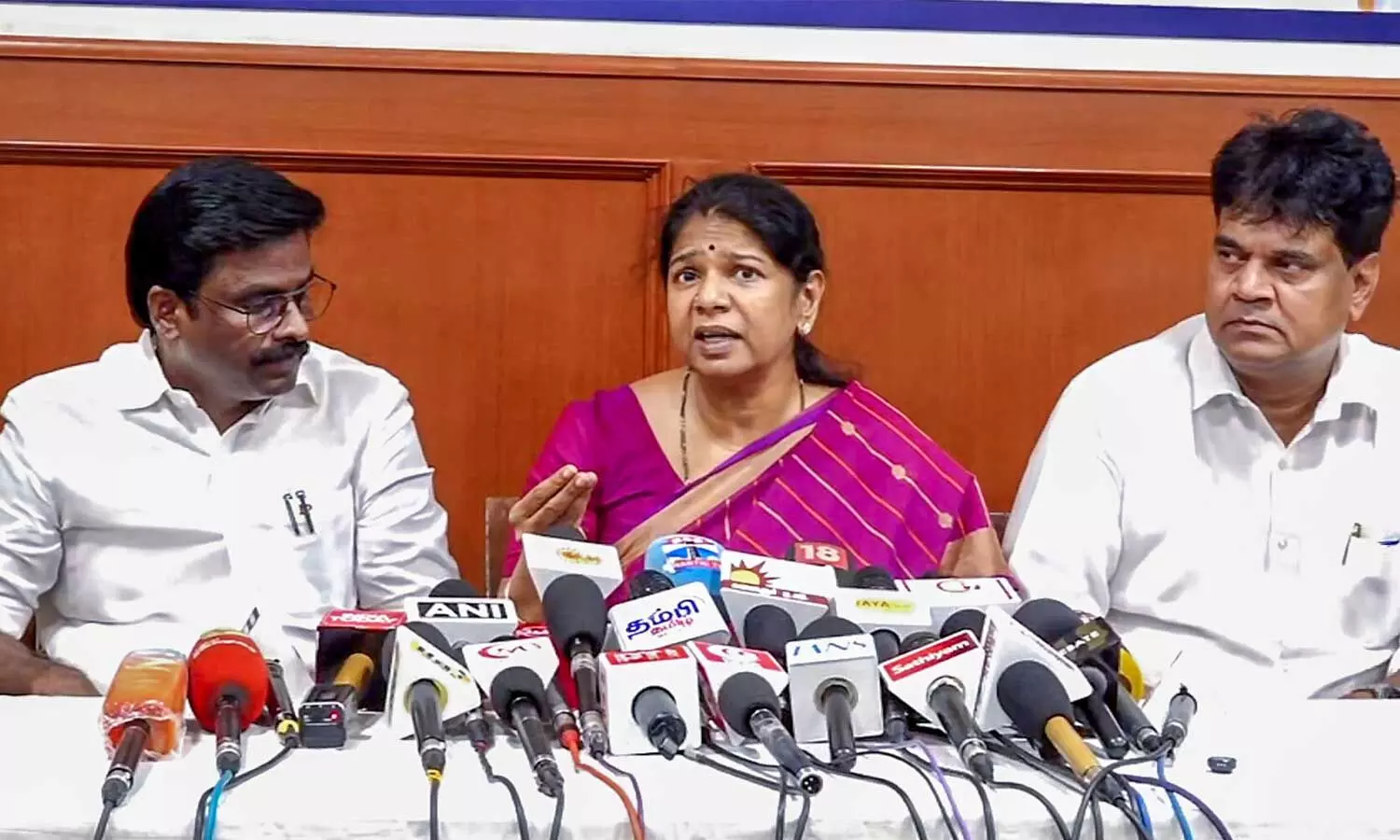 Kanimozhi slams govt over drug menace, crimes, price rise Kanimozhi slams govt over drug menace, crimes, price rise