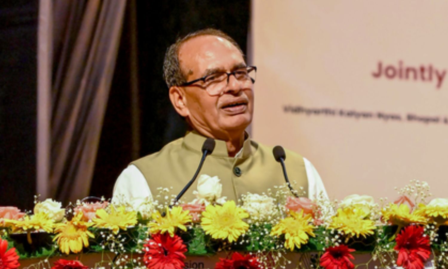 Hans Devide 11 crore farmer IDs created five months ahead of deadline: Minister