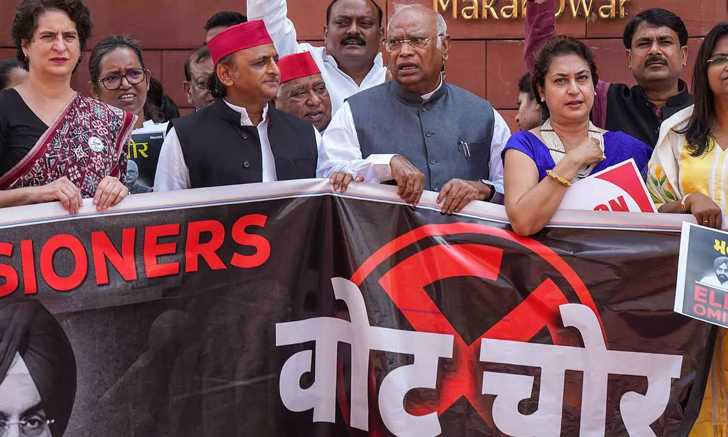 Opposition mock Parliament to step up fight against SIR Opposition mock Parliament to step up fight against SIR