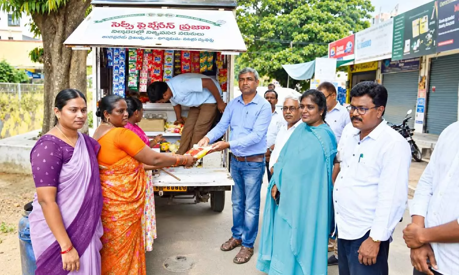 West Bengal delegation members along with VB-G RAM G Joint Commissioner J Suneetha, inspecting Swachh Rath at Gannavaram on Saturday West Bengal delegation members along with VB-G RAM G Joint Commissioner J Suneetha, inspecting Swachh Rath at Gannavaram on Saturday