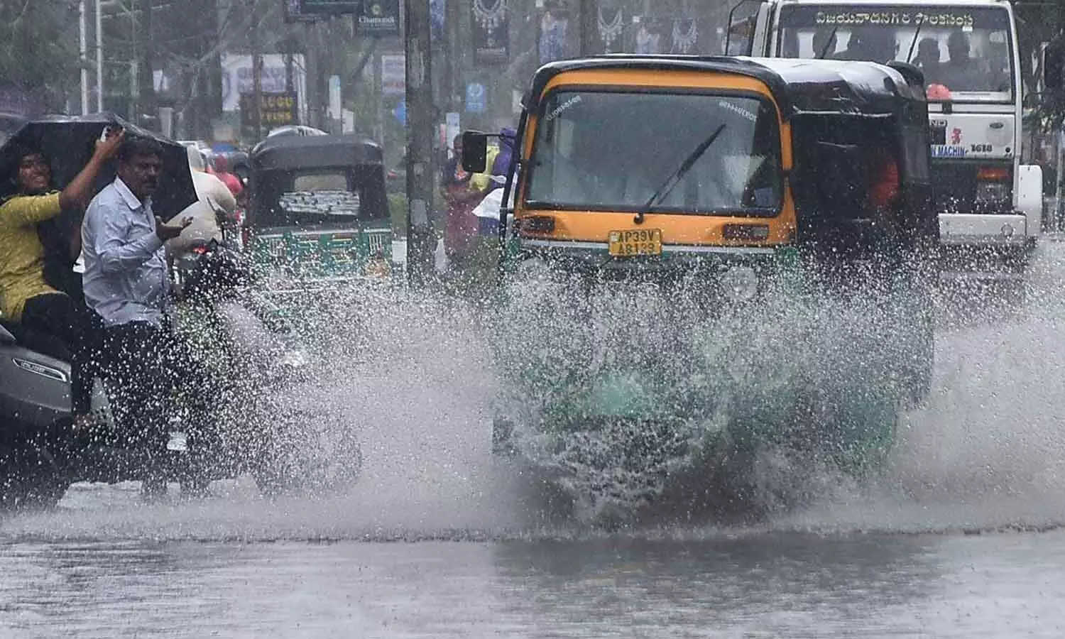 Telangana to receive rains from 28-30 Oct amid deep depression Telangana to receive rains from 28-30 Oct amid deep depression