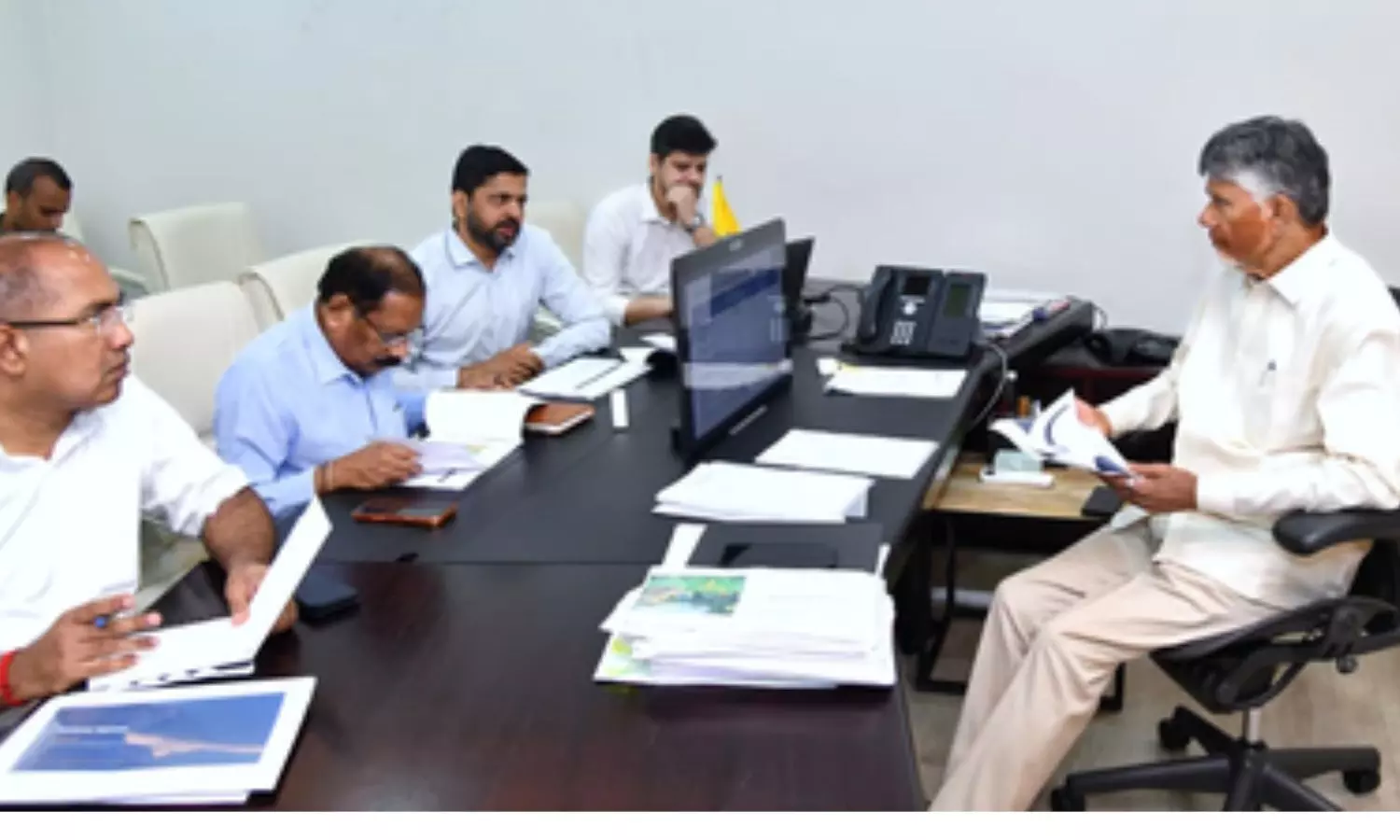 Chief Minister N. Chandrababu on Sunday reviewed preparedness regarding the evacuation of people from vulnerable areas Chief Minister N. Chandrababu on Sunday reviewed preparedness regarding the evacuation of people from vulnerable areas