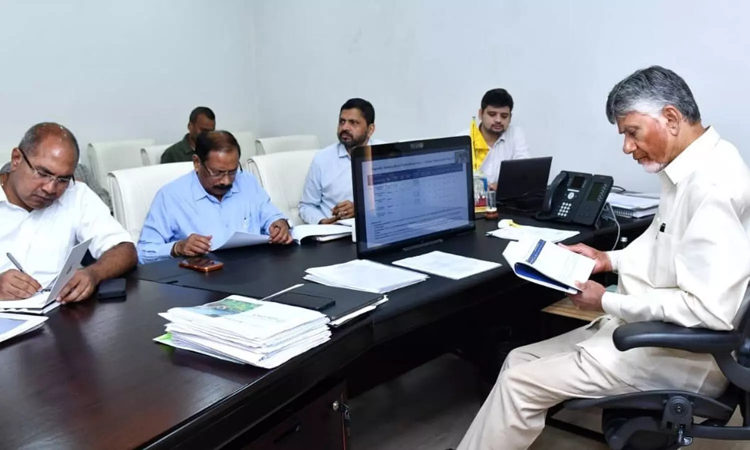 Chief Minister N Chandrababu Naidu reviews the state government’s preparedness to deal with the possible impact of cyclone in Amaravati on Sunday Chief Minister N Chandrababu Naidu reviews the state government’s preparedness to deal with the possible impact of cyclone in Amaravati on Sunday