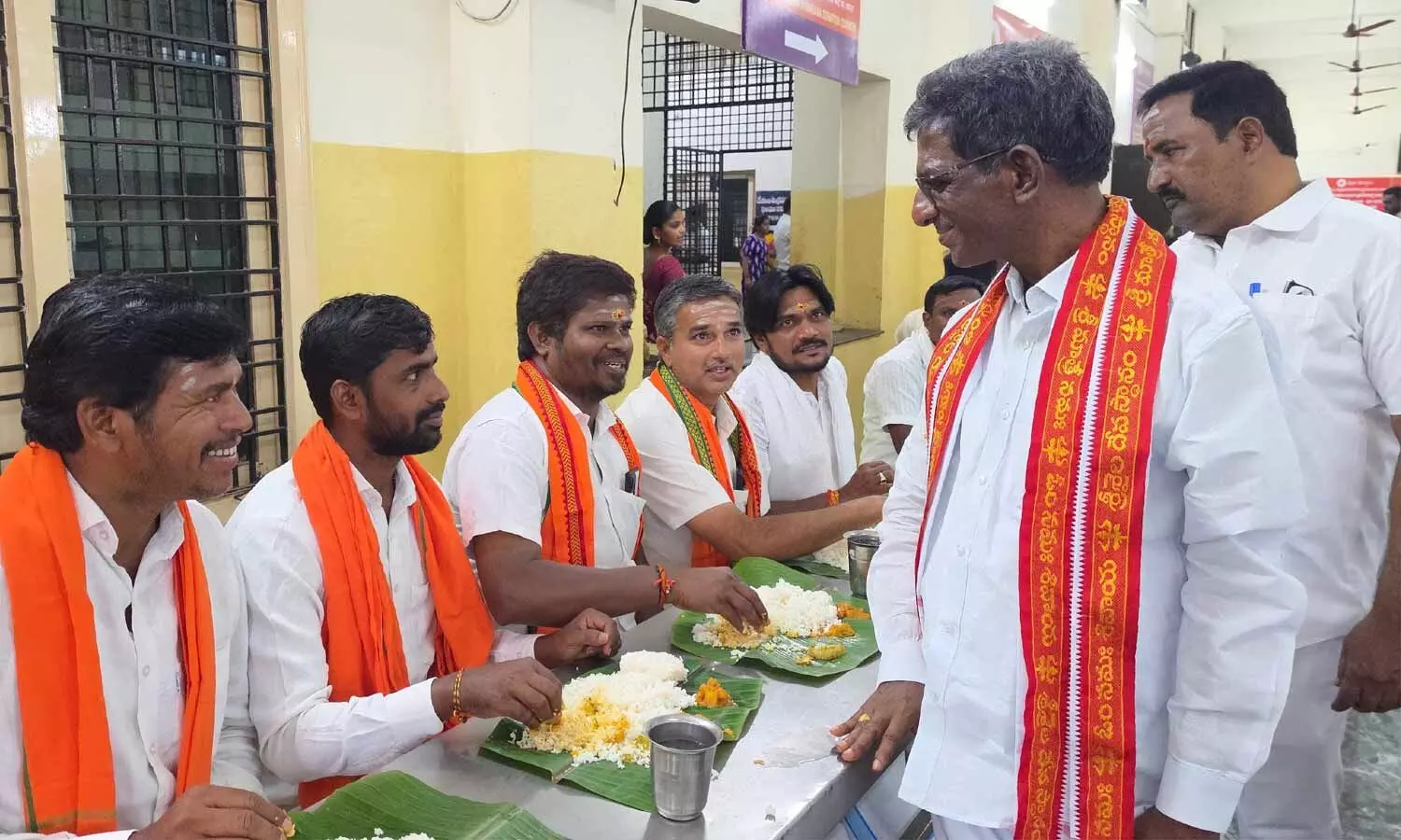 Board of Trustees Chairman Pothugunti Ramesh Naidu at annaprasadam distribution centre in Srisailam on Sunday Board of Trustees Chairman Pothugunti Ramesh Naidu at annaprasadam distribution centre in Srisailam on Sunday