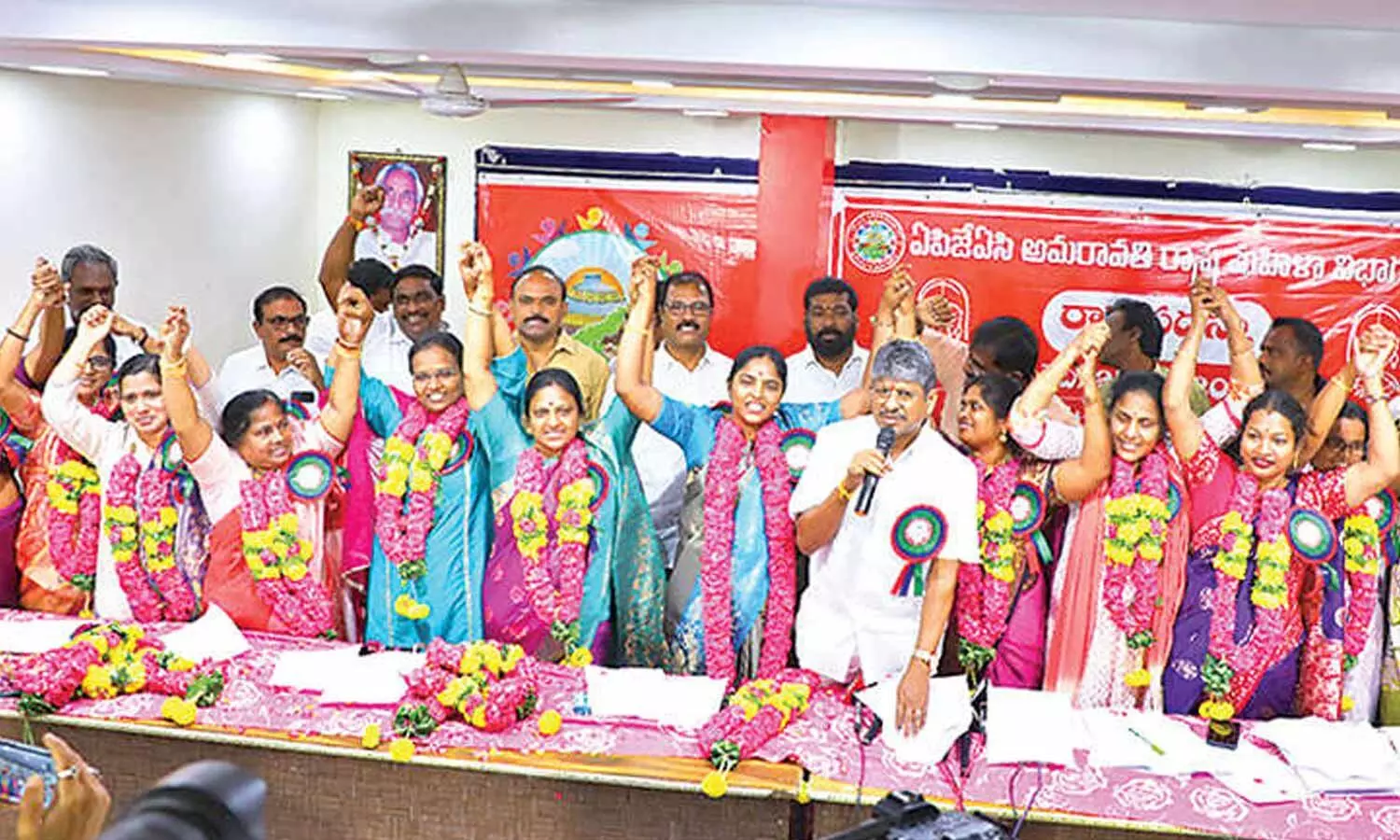 AP JAC Amaravati state chairman Bopparaju Venkateswarlu addressing the newly elected women’s wing committee members at AP Revenue Bhavan on Sunday AP JAC Amaravati state chairman Bopparaju Venkateswarlu addressing the newly elected women’s wing committee members at AP Revenue Bhavan on Sunday