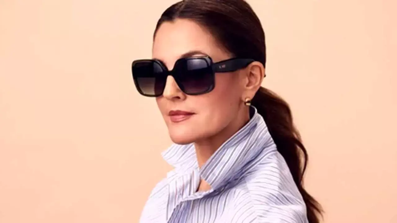 Drew Barrymore recalls getting ‘sick’ of pink T-shirt and white pants in ‘50 First Dates’ Drew Barrymore recalls getting ‘sick’ of pink T-shirt and white pants in ‘50 First Dates’