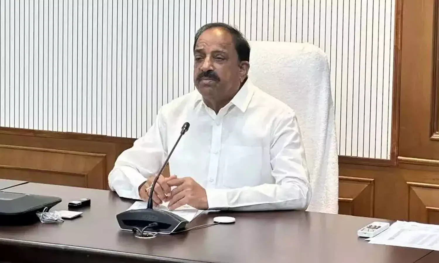 Minister Tummala Nageshwara Rao cautions officials and people over cyclone Arnab Minister Tummala Nageshwara Rao cautions officials and people over cyclone Arnab